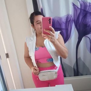 Meet your Posher, Nathaly